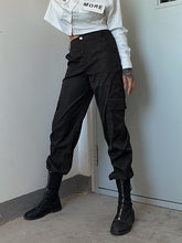 Load image into Gallery viewer, HEYounGIRL Harajuku High Waist Cargo Pants Women Black White Casual Sweatpants Korean Fashion Ladies Trousers Pocket Streeetwear