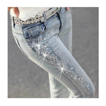 Load image into Gallery viewer, 2023 New Korean Fashion Rhinestone Pants Woman Diamond Drilled Hole Jeans Woman Pencil Pants Women Jeans Ripped Denim Trousers