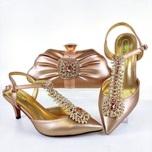 Load image into Gallery viewer, QSGFC Lastest Noble and Elegangt Fashionable Special Style Ladies Shoes and Bag Set in Green Color for Party and Wedding