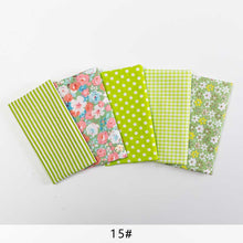 Load image into Gallery viewer, 25*25cm /Pc Vintage Printed Patchwork Fabrics Doll Handmade Accessories Floral Cotton Fabrics For DIY Quilting Crafts TJ0537-2