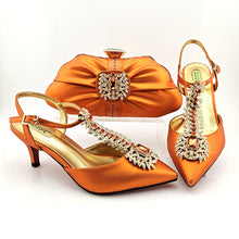 Load image into Gallery viewer, QSGFC Lastest Noble and Elegangt Fashionable Special Style Ladies Shoes and Bag Set in Green Color for Party and Wedding