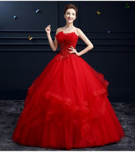 Load image into Gallery viewer, Fashion Classic Real Photo Appliques Vintage White Pearls Wedding Dresses 2021 Vestidos De Noiva Bridal Gown Plus Size Strapless