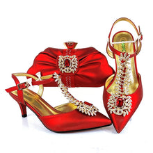 Load image into Gallery viewer, QSGFC Lastest Noble and Elegangt Fashionable Special Style Ladies Shoes and Bag Set in Green Color for Party and Wedding