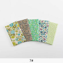 Load image into Gallery viewer, 25*25cm /Pc Vintage Printed Patchwork Fabrics Doll Handmade Accessories Floral Cotton Fabrics For DIY Quilting Crafts TJ0537-2