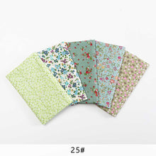 Load image into Gallery viewer, 25*25cm /Pc Vintage Printed Patchwork Fabrics Doll Handmade Accessories Floral Cotton Fabrics For DIY Quilting Crafts TJ0537-2