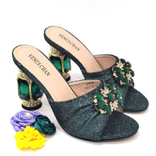 Load image into Gallery viewer, 2022 Lastest Noble and Elegangt Fashionable Special Style Ladies Shoes and Bag Set in Green Color for Party and Wedding
