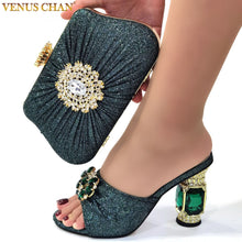 Load image into Gallery viewer, 2022 Lastest Noble and Elegangt Fashionable Special Style Ladies Shoes and Bag Set in Green Color for Party and Wedding