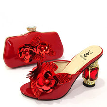 Load image into Gallery viewer, Classic Gold Color Pointed Wine Glass Heel Design Ladies Shoes Dual-Use Ladies Bags Wedding Party Shoes Bag