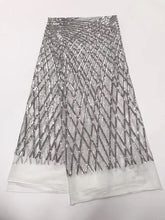 Load image into Gallery viewer, White Color African Lace Fabric 2019 Embroidered Nigerian Laces Fabric High Quality French Tulle Lace Fabric With Sequins