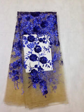 Load image into Gallery viewer, White Color African Lace Fabric 2019 Embroidered Nigerian Laces Fabric High Quality French Tulle Lace Fabric With Sequins