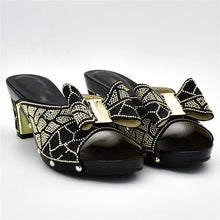 Load image into Gallery viewer, Ladies Italian Shoes and Bag Set Decorated with Rhinestone Women Shoes High Heel Shoes and Bags To Match for Wedding Party Pumps