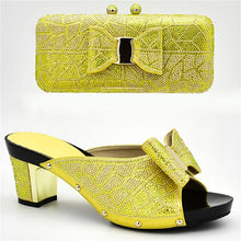 Load image into Gallery viewer, Ladies Italian Shoes and Bag Set Decorated with Rhinestone Women Shoes High Heel Shoes and Bags To Match for Wedding Party Pumps