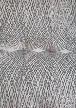 Load image into Gallery viewer, Wholesale African Lace Fabric 2020 High Quality Lace with Sequins French Net Nigerian Lace Fabrics for Dress JL916 Off White