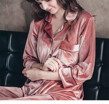Load image into Gallery viewer, Woman and Man Autumn Winter Pajamas Set Sleepwear for Couple