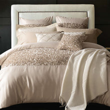 Load image into Gallery viewer, 7 Sets of Luxury Bedding European Model Bedding Comforter Bedding Sets Duvet Cover Bedding Set  Queen  King Size Comforter Sets